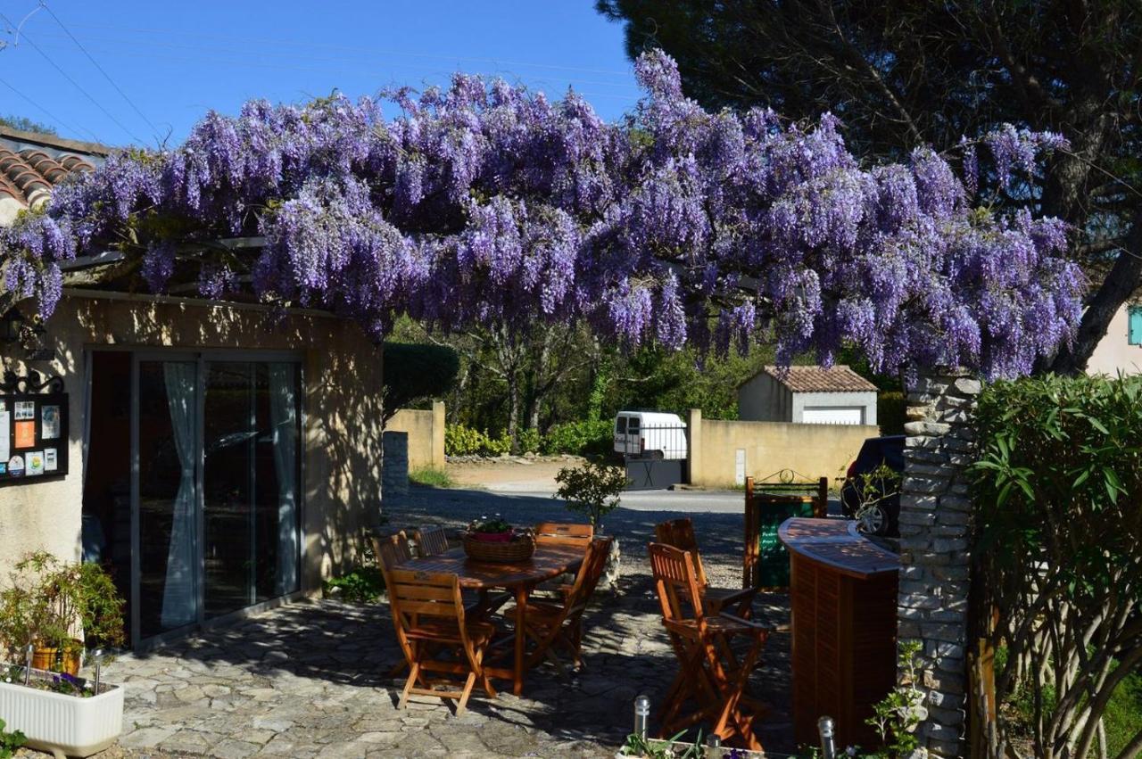 Espace Loisirs Hotel Saint-Martin-dʼArdèche Kültér fotó