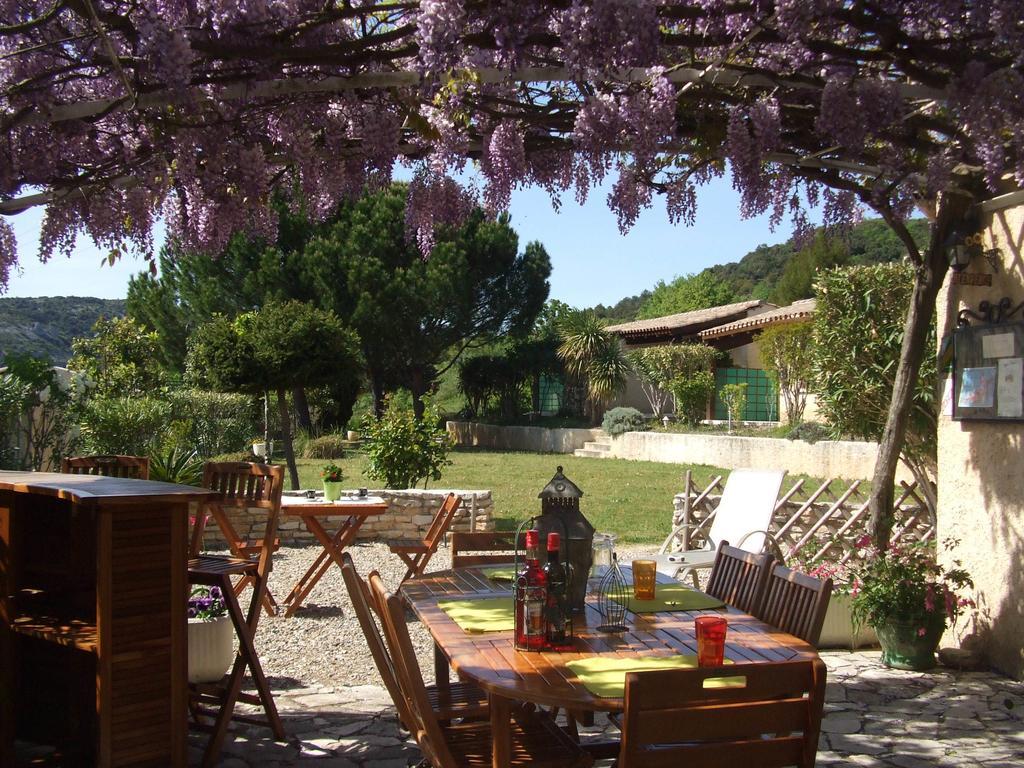 Espace Loisirs Hotel Saint-Martin-dʼArdèche Kültér fotó
